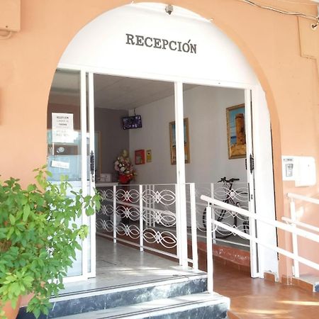 Hotel Nuestra Senora Del Rosario à Chiclana de la Frontera Extérieur photo