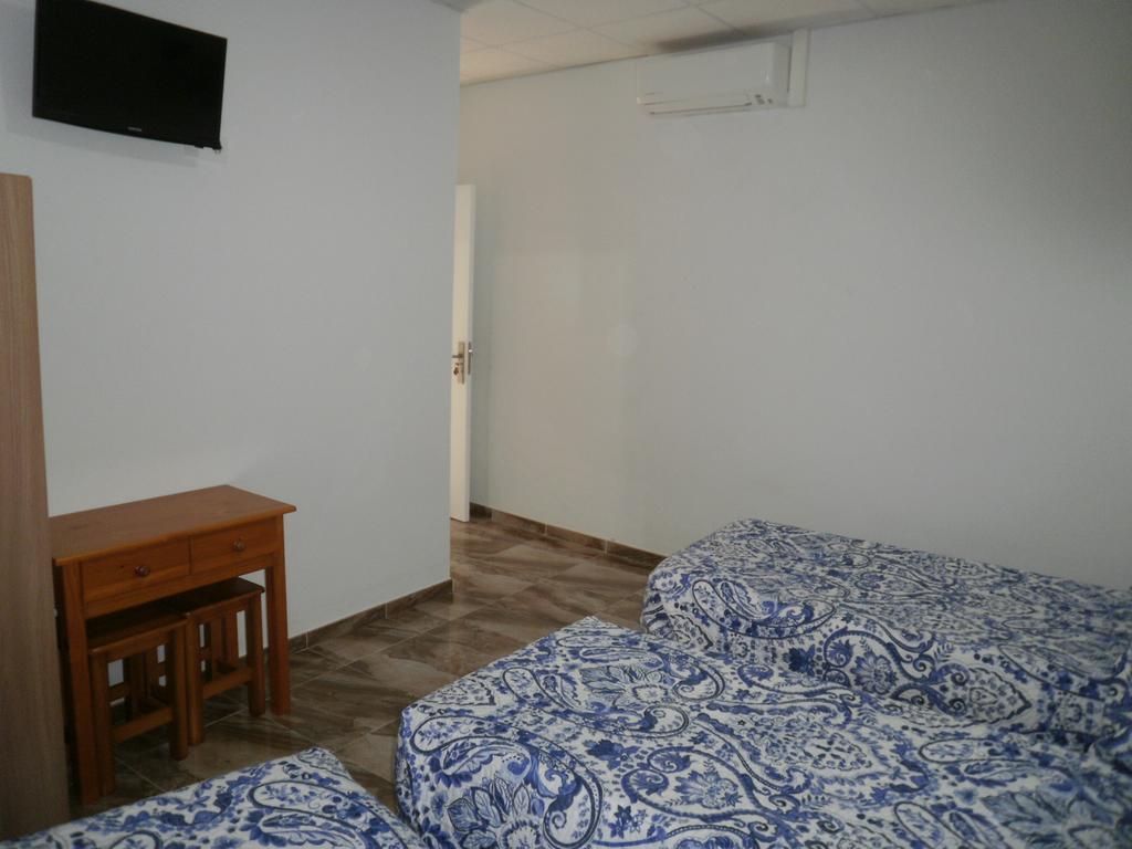 Hotel Nuestra Senora Del Rosario à Chiclana de la Frontera Extérieur photo